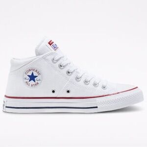 Converse Chuck Taylor All Star Madison Canvas. US 6.
